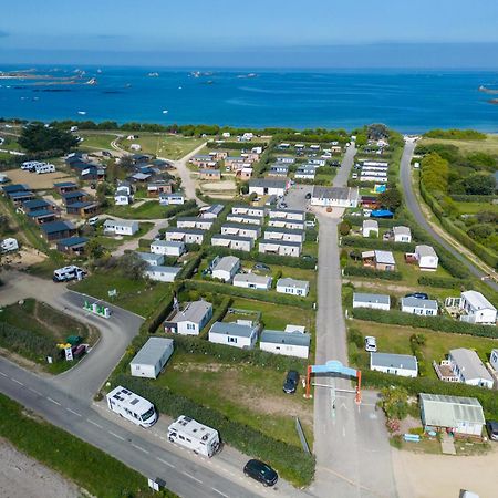 Mobil Home Xxl 4 Chambres - Camping La Pointe De Roscoff Exteriör bild