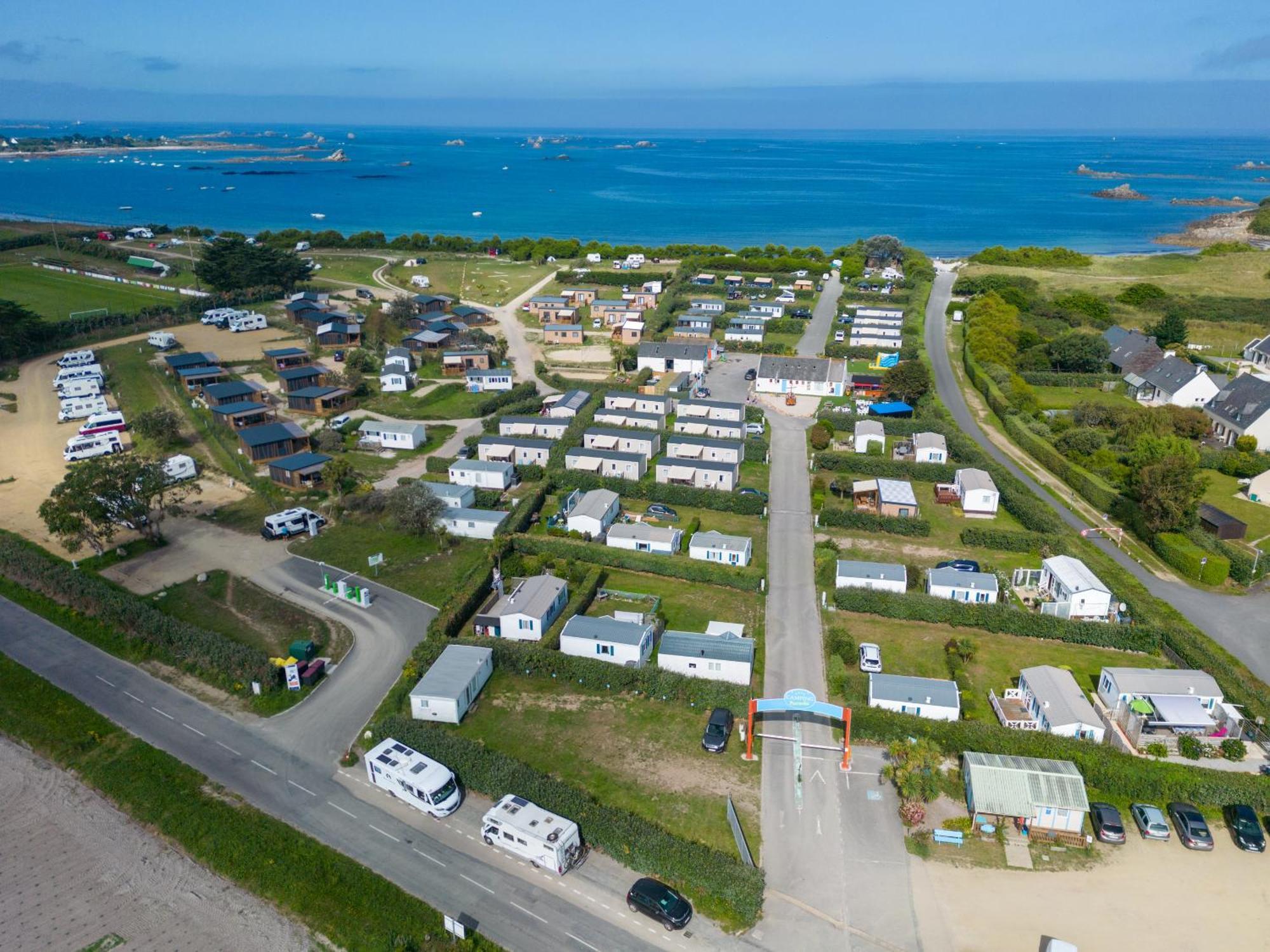 Mobil Home Xxl 4 Chambres - Camping La Pointe De Roscoff Exteriör bild